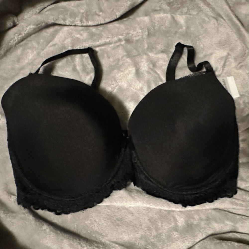 Fredrick’s Of Hollywood Sarah Jane Bra 38E / 38DD